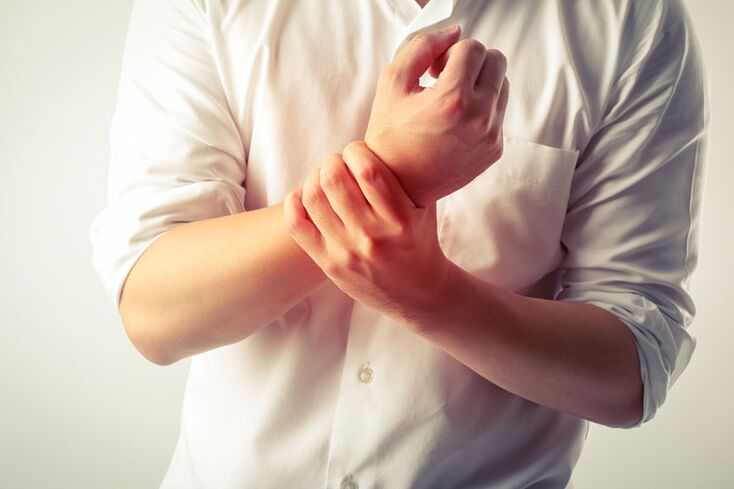 Dormência das mãos devido à osteocondrose da coluna cervical